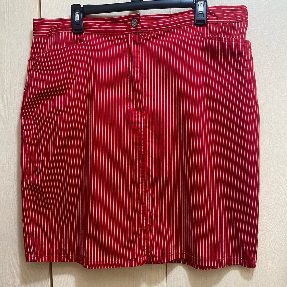 Bill Blass Red And White Stretch Skirt Size18W